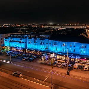 Отель Lyndene, Блэкпул